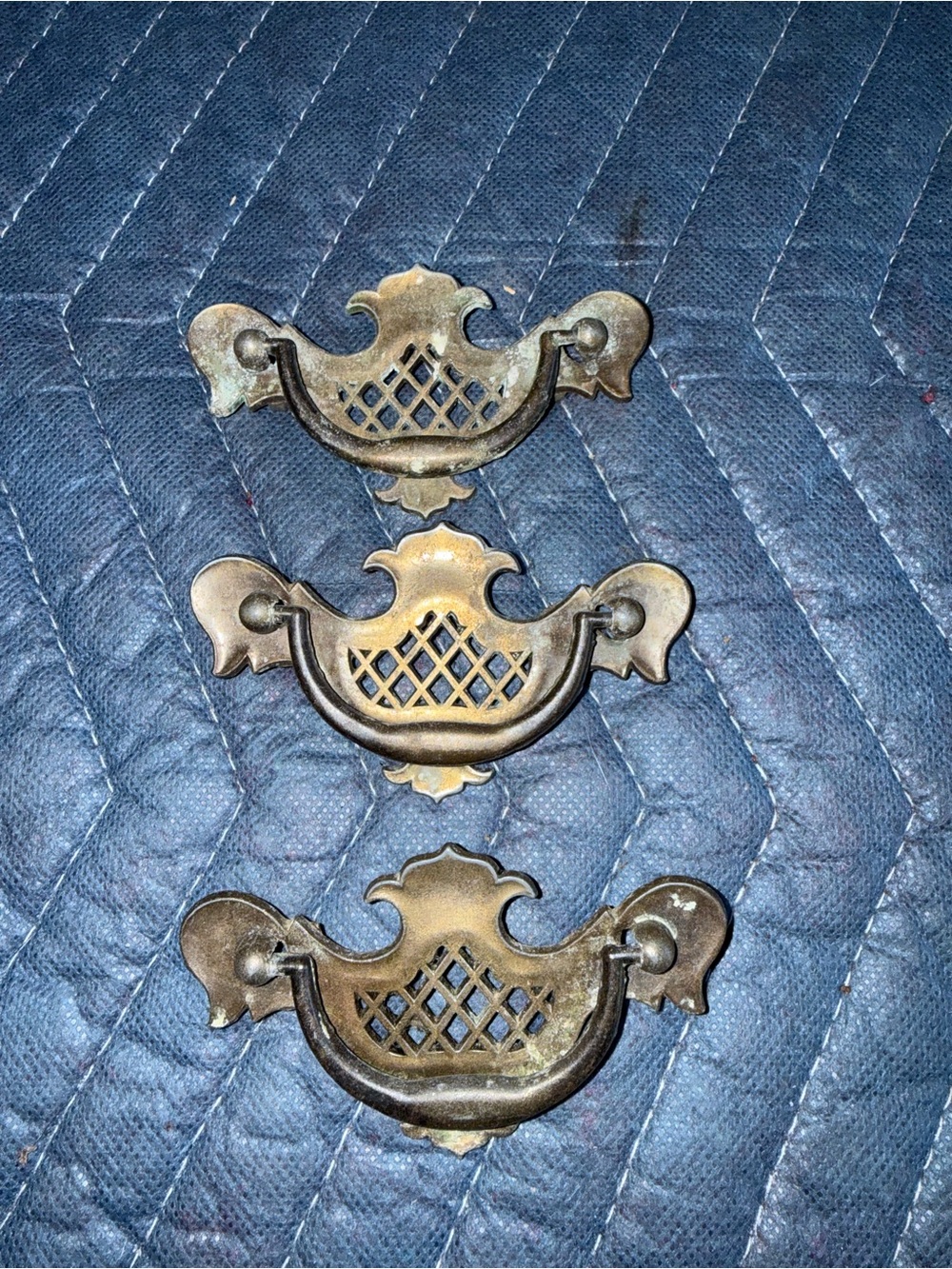 Antique-Style Brass Drawer Pulls - Set of 3 (Brass Finish)